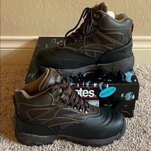 totes surface men's water resistant winter duck boots